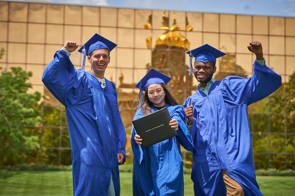 DMACC Opportunity Scholarship