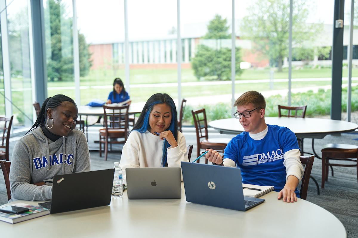 DMACC Online Classes | Des Moines Area Community College
